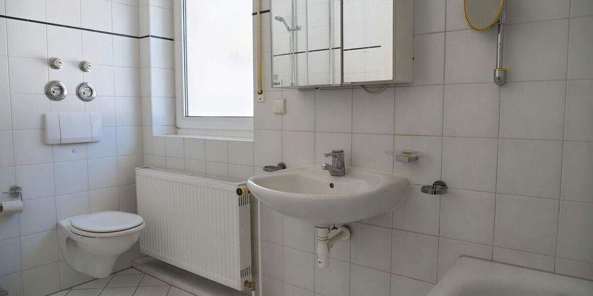 Etagenwohnung Gütersloh Innenstadt - 3 Zimmer, 72 m&sup2;, 225.000&euro; | Angebot:24709119