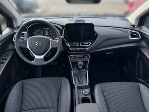 Suzuki SX4 S-CROSS 1.4 COMF.+ALLGRIP 6AT 2.000 km 32.490 € Höhenkirchen-Siegertsbrun 85635