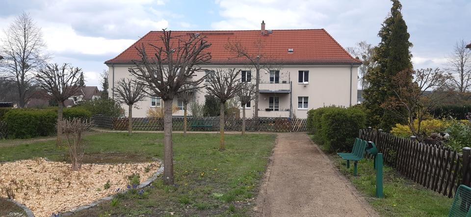 Etagenwohnung Lauta - 3 Zimmer, 60 m&sup2;, 420&euro; | Angebot:26662909