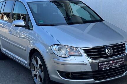 VW Touran 291.000 km 3.680 &euro; Dietzenbach 63128