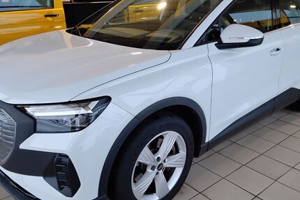 Audi Q4 e-tron 46.000 km 29.990 &euro; Brüsewitz 19071