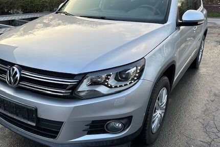 VW Tiguan 212.700 km 7.999 &euro; Welver 59514