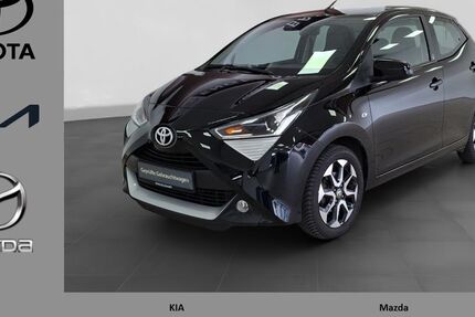 Toyota Aygo (X) 50.078 km 11.490 &euro; Delmenhorst 27755