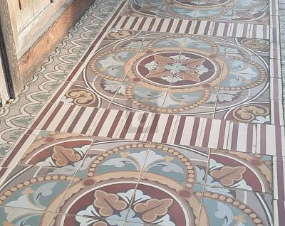 FÜR INVESTOREN: ANWESEN MIT VIEL PLATZ - Einfamilienhaus Aalen Dewangen | Angebot:26308909