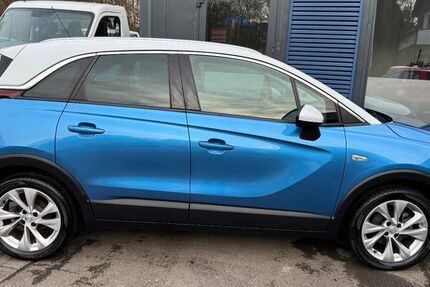 Opel Crossland (X) 26.017 km 11.300 &euro; Schmallenberg 57392