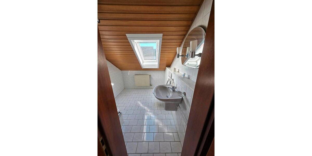 Einfamilienhaus Straubenhardt - 5 Zimmer, 150 m&sup2;, 399.000&euro; | Angebot:26393250
