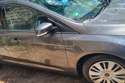 Ford Focus 166.455 km 4.000 &euro; Bad aibling 83043