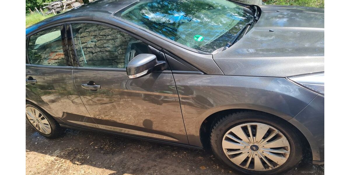 Ford Focus 166.455 km 4.000 &euro; Bad aibling 83043