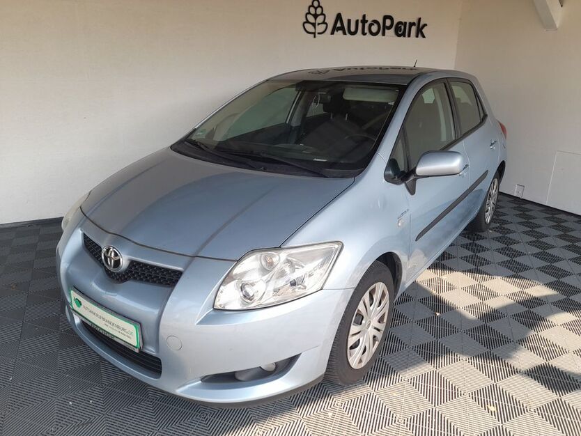Toyota Auris 167.380 km 2.800 € Königs Wusterhausen 15711
