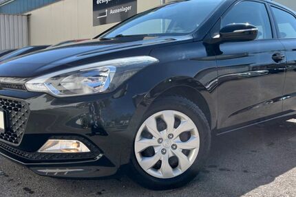 Hyundai i20 97.000 km 7.990 € Kempten 87437
