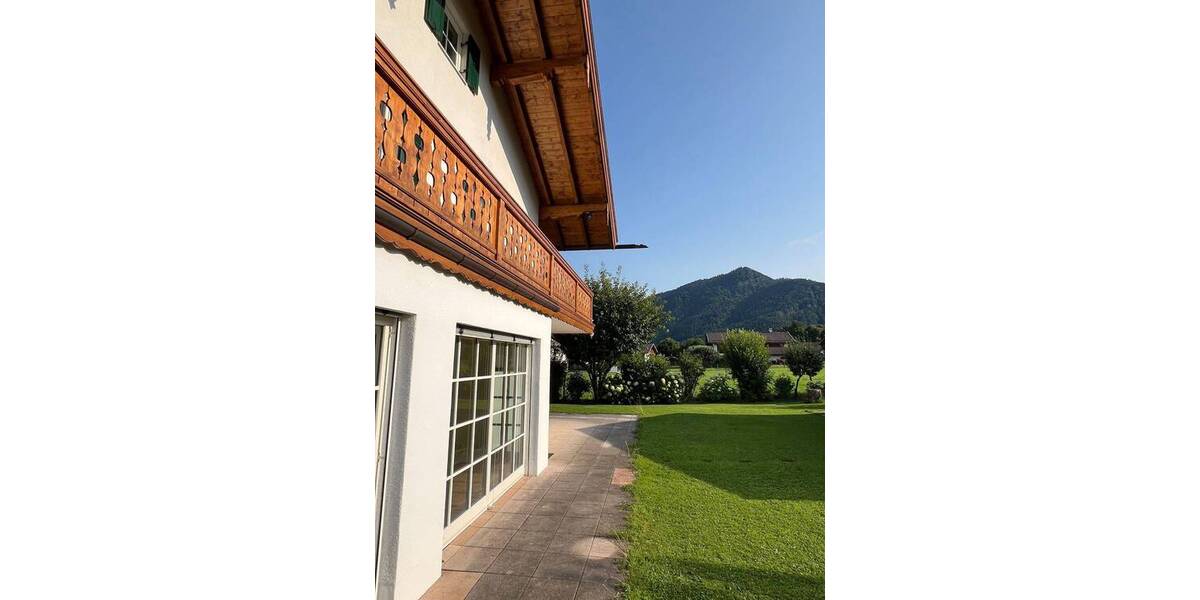 Doppelhaushälfte Bad Wiessee - 6 Zimmer, 165 m&sup2;, 4.000&euro; | Angebot:25958538