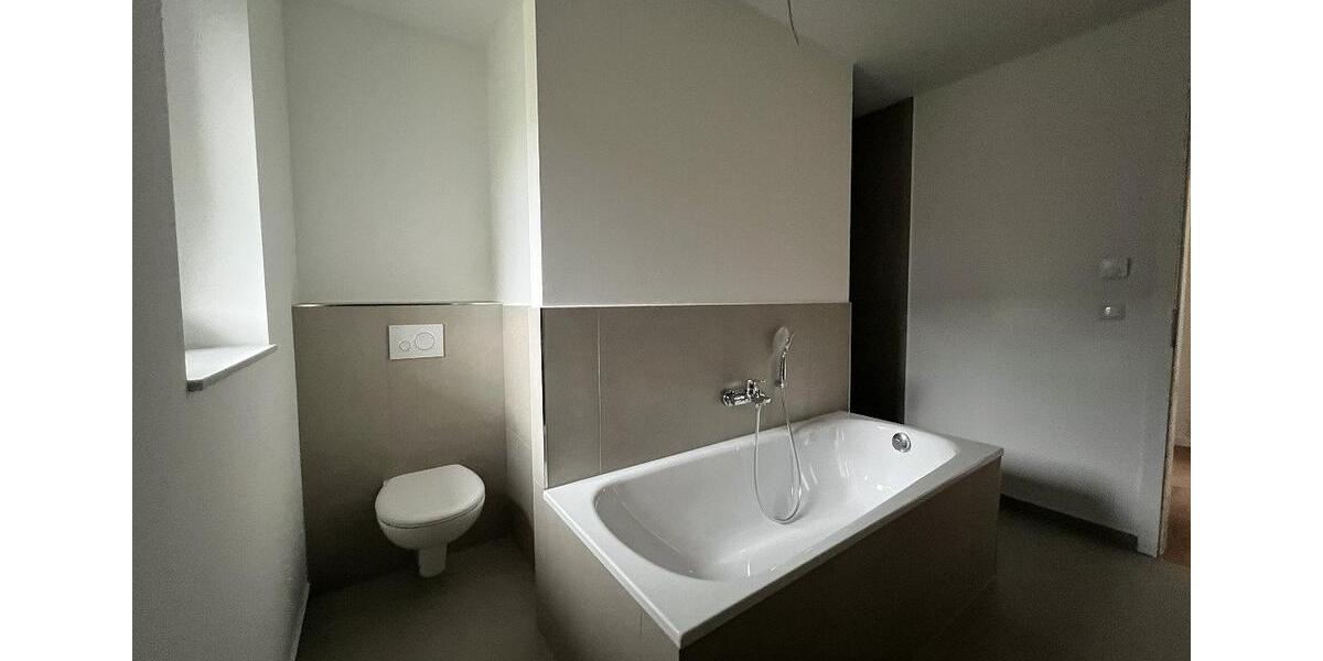 Doppelhaushälfte Henstedt-Ulzburg Ulzburg - 5.5 Zimmer, 140 m&sup2;, 1.875&euro; | Angebot:26030134