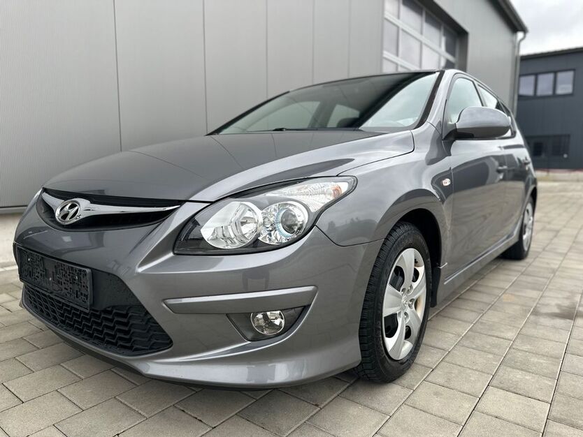 Hyundai i30 128.666 km 4.590 € Weißenburg 91781