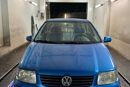 VW Polo 187.169 km 1.500 € Bonn 53173