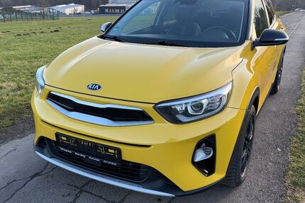 Kia Stonic 179.000 km 8.390 &euro; Kirchhundem 57399