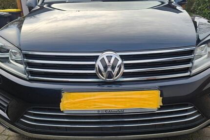 VW Touareg 84.988 km 28.000 &euro; Holthusen 19075