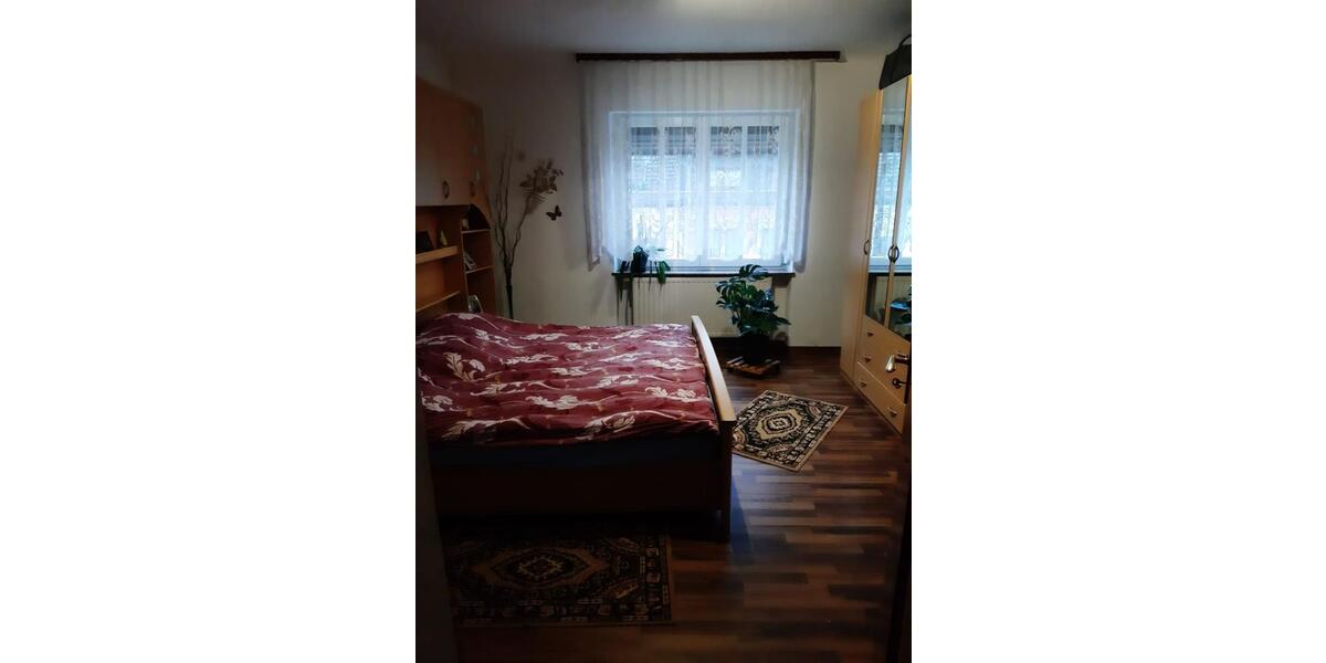 Etagenwohnung Püttlingen - 4 Zimmer, 90 m&sup2;, 77.000&euro; | Angebot:25900496