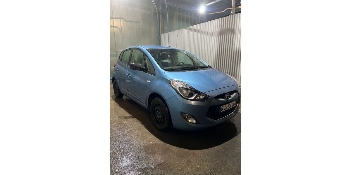 Hyundai ix20 108.776 km 5.950 &euro; Horgenzell 88263