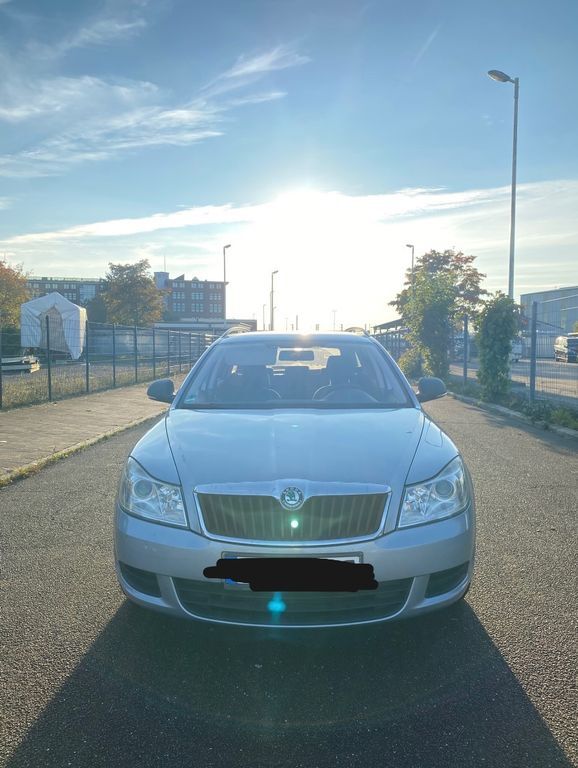 Skoda Octavia 275.000 km 2.900 € Kiel 24143