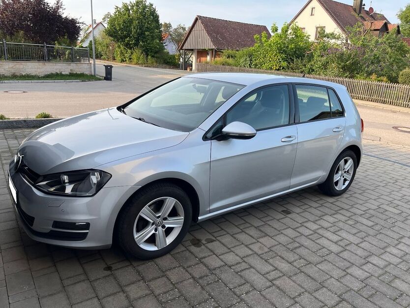 VW Golf 155.000 km 7.500 € Heideck 91180