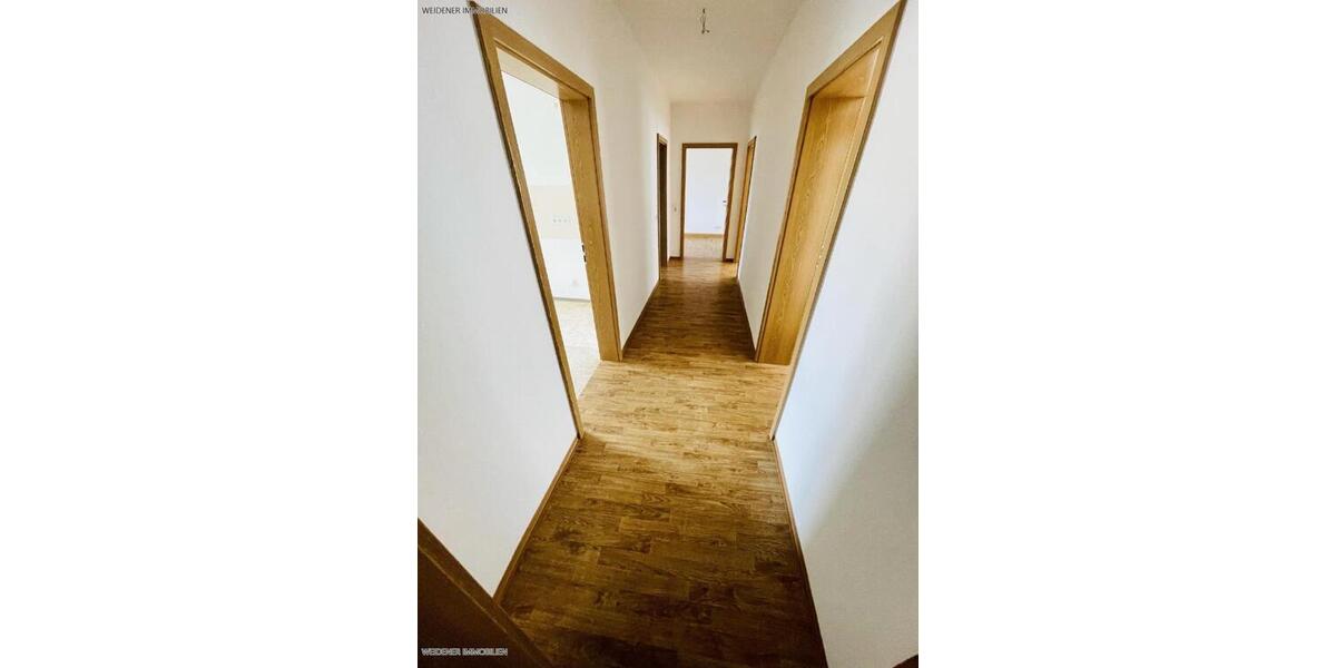 3 Raum Wohnung mit Balkon, modernen Bad mit Wanne & Dusche. - Etagenwohnung Gera Alt-Bieblach | Angebot:26876253