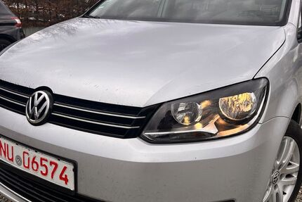 VW Touran 171.000 km 4.599 &euro; Buch 89290