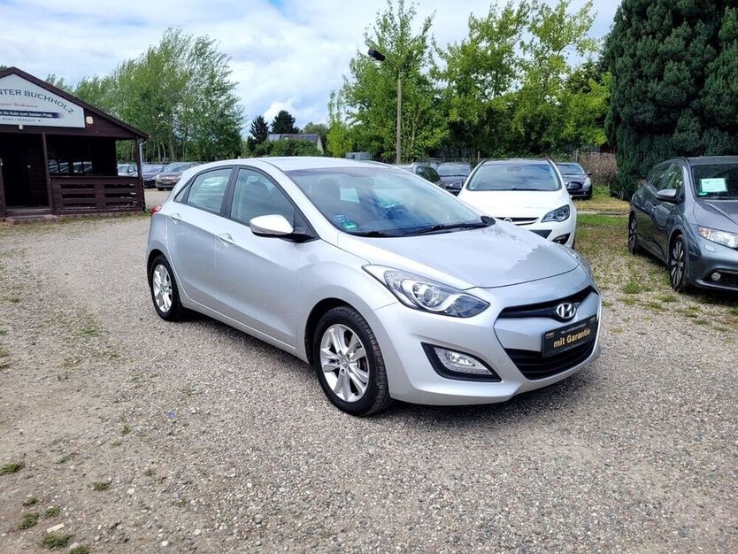 i30