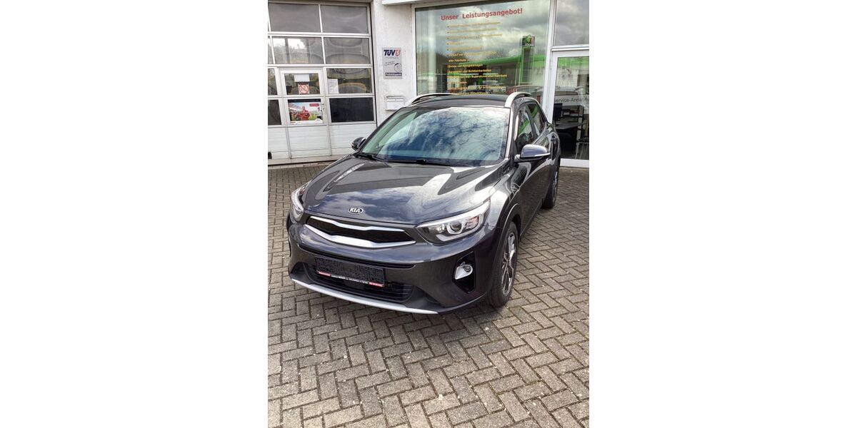 Kia Stonic 69.000 km 14.490 &euro; Gera 07551
