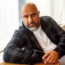 Serdar Somuncu 07.11.2025 Capitol Lichtspieltheater