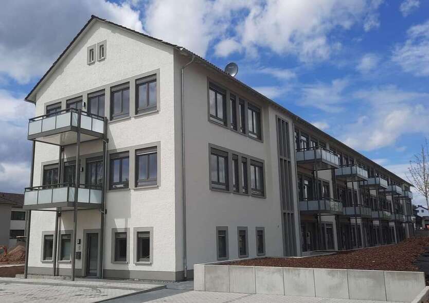 Wohnung zum Mieten in Lich 450 € 58.65 m²