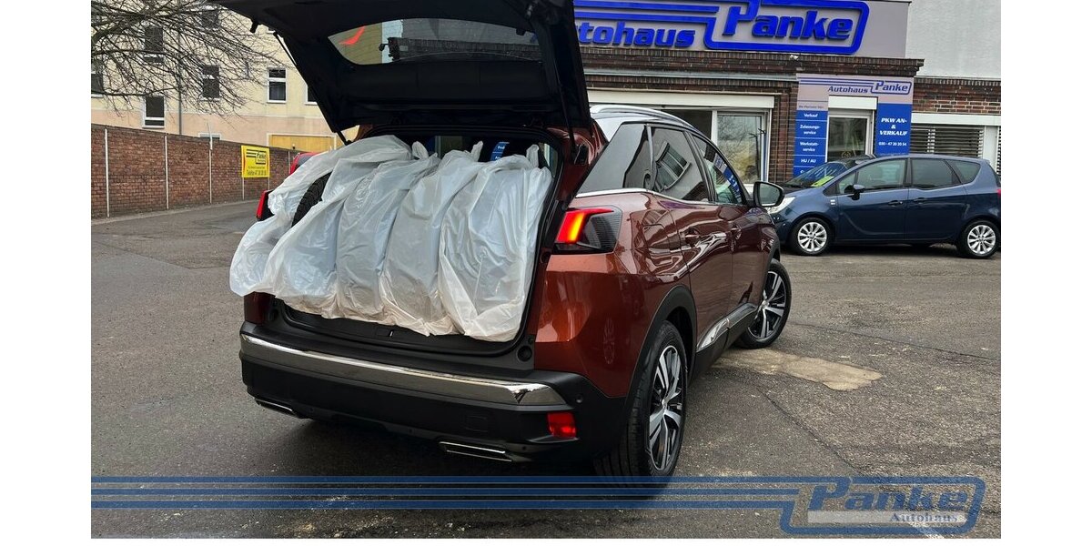 Peugeot 3008 2.0 BlueHDi Allure 150 FAP*360°*TotW*LED* 100.000 km 16.390 &euro; Berlin 13187