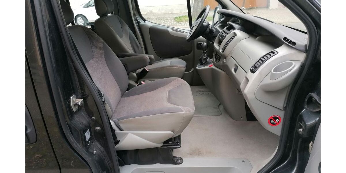 Opel Vivaro 364.707 km 7.500 &euro; Roßleben-Wiehe 06571