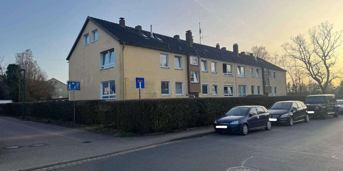 Etagenwohnung Hameln Kernstadt - 6 Zimmer, 141 m&sup2;, 210.000&euro; | Angebot:26200012