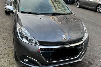 Peugeot 208 79.000 km 8.000 € Frankfurt am Main 60437