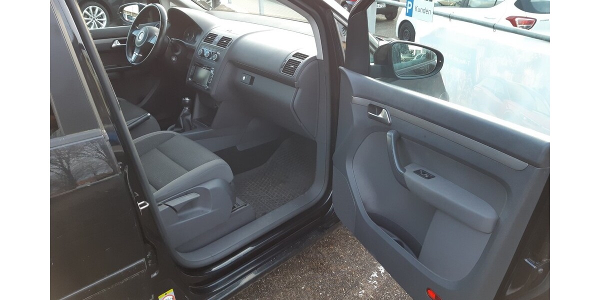 VW Touran 200.265 km 2.790 &euro; Karlsbad 76307