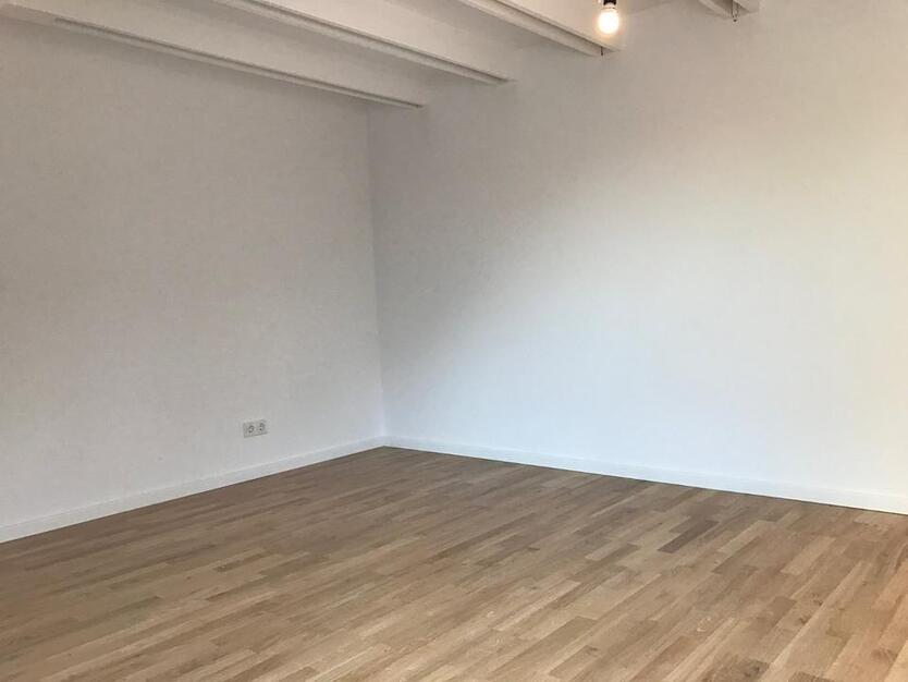 Maisonette-Dachgeschoss-Wohnung in Köln-Raderthal mit Südbalkon zimmer