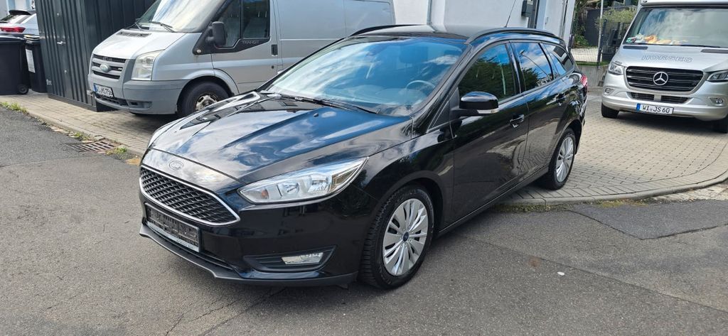 Ford Focus 30.000 km 7.201 € Wiesbaden 65197