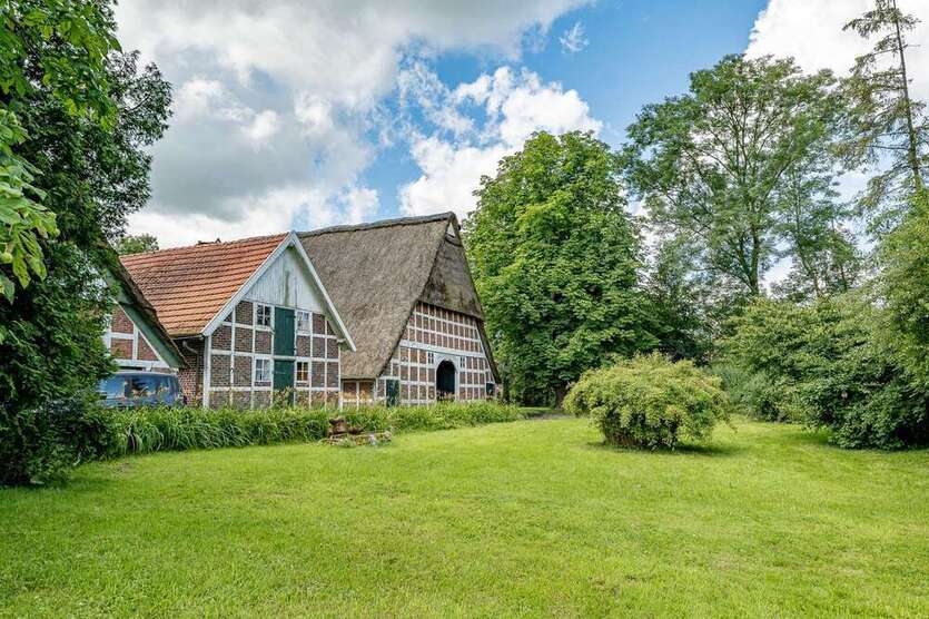 Haus zum Kaufen in Großenwörden 398.000 € 267 m²