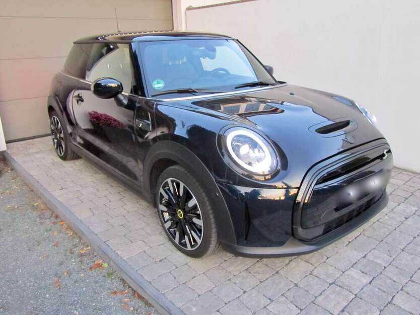 Cooper SE