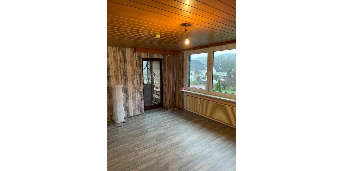 Dachgeschoßwohnung Windeck - 3 Zimmer, 95 m&sup2;, 750&euro; | Angebot:25307156