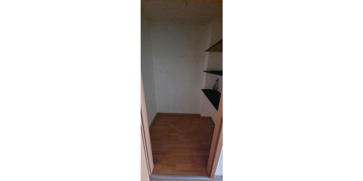 Etagenwohnung Völklingen - 3 Zimmer, 65 m&sup2;, 550&euro; | Angebot:26621797