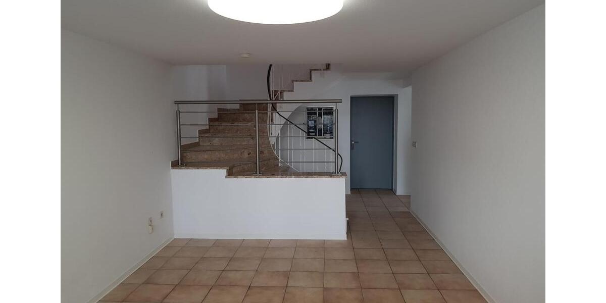 Etagenwohnung Pfeffelbach - 5 Zimmer, 172 m&sup2;, 1.150&euro; | Angebot:26429812