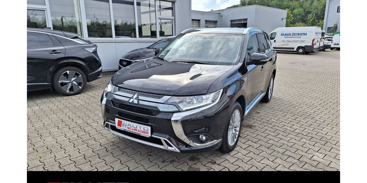 Mitsubishi Plug-in Hybrid Outlander 25.200 km 24.480 &euro; Hildesheim 31135
