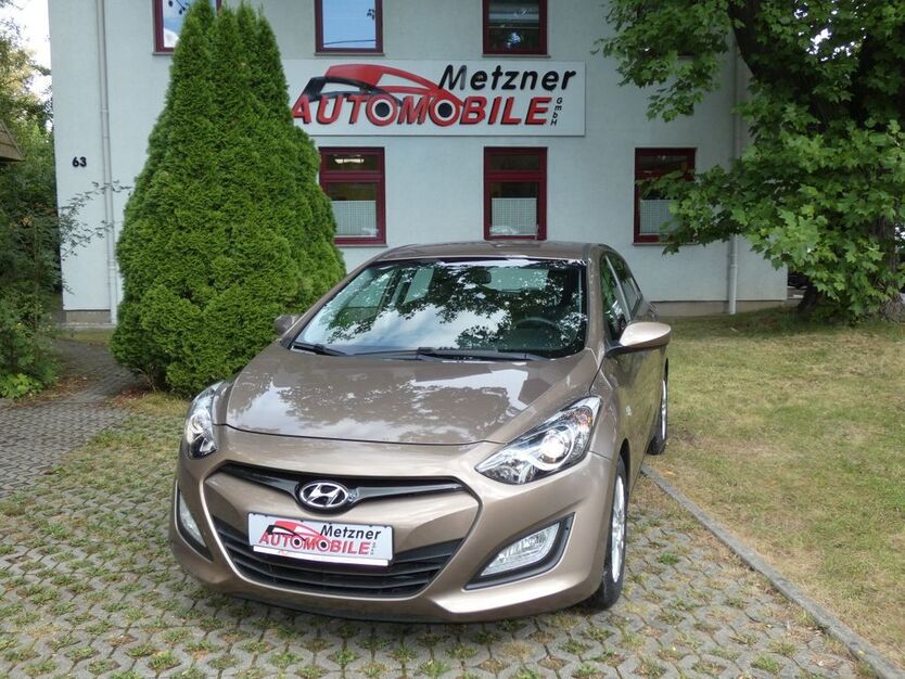 Hyundai i30 68.490 km 7.480 € Zwickau 08056