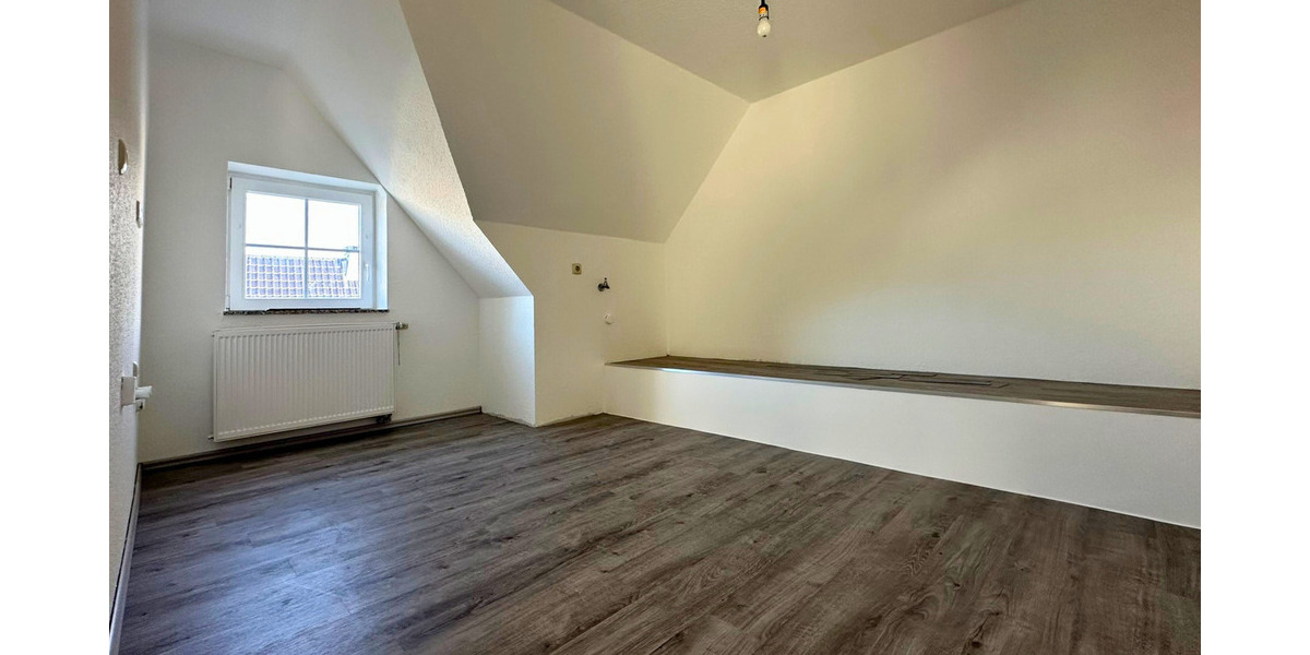 Zimmer Balve - 5 Zimmer, 100 m&sup2;, 750&euro; | Angebot:25880165