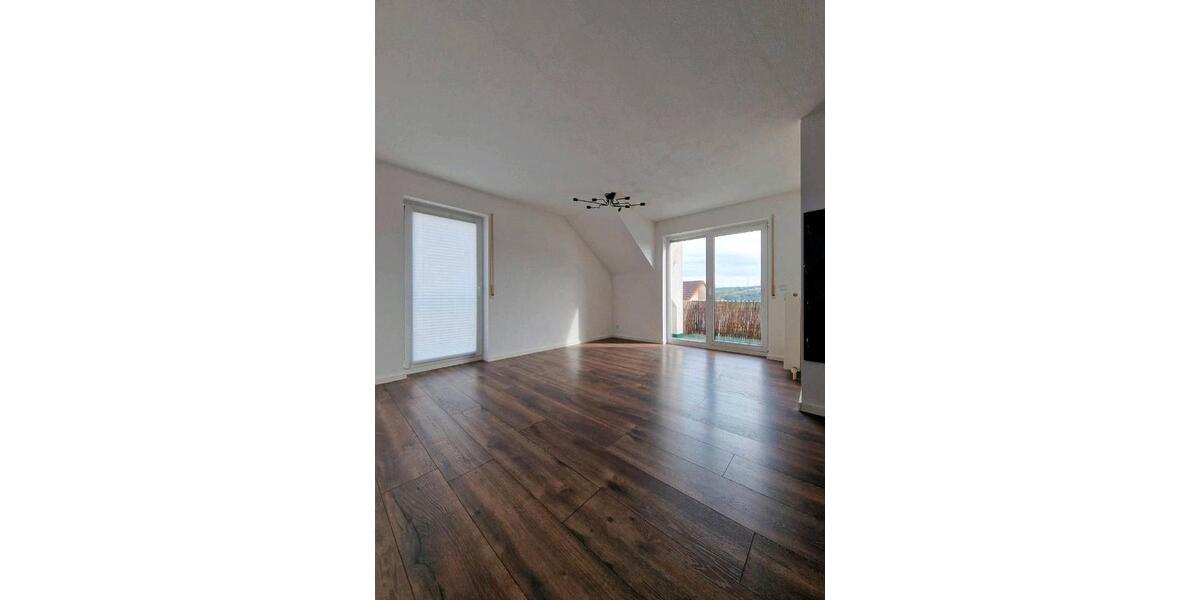 Dachgeschoßwohnung Möckmühl - 2.5 Zimmer, 52 m&sup2;, 184.900&euro; | Angebot:26972580