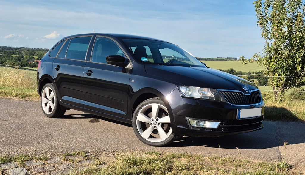Skoda Rapid 158.000 km 7.499 &euro; Geithain 04643