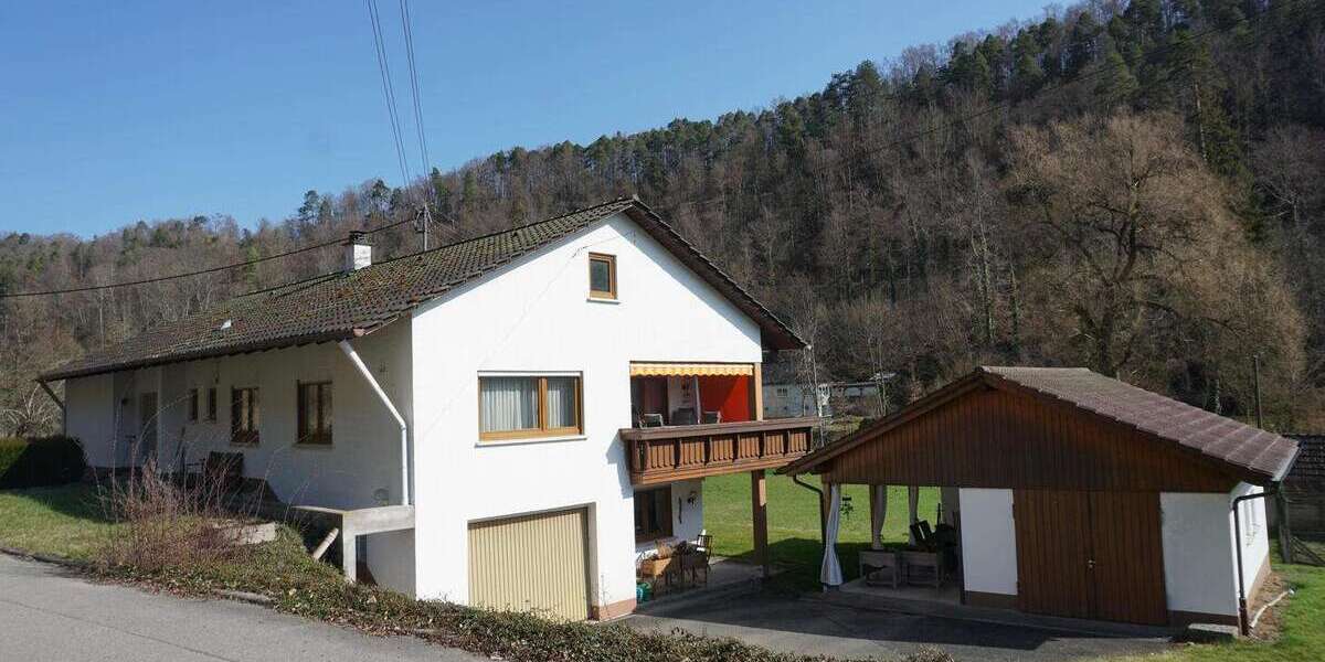 Einfamilienhaus Horb am Neckar - 7.5 Zimmer, 213 m&sup2;, 469.000&euro; | Angebot:25931190