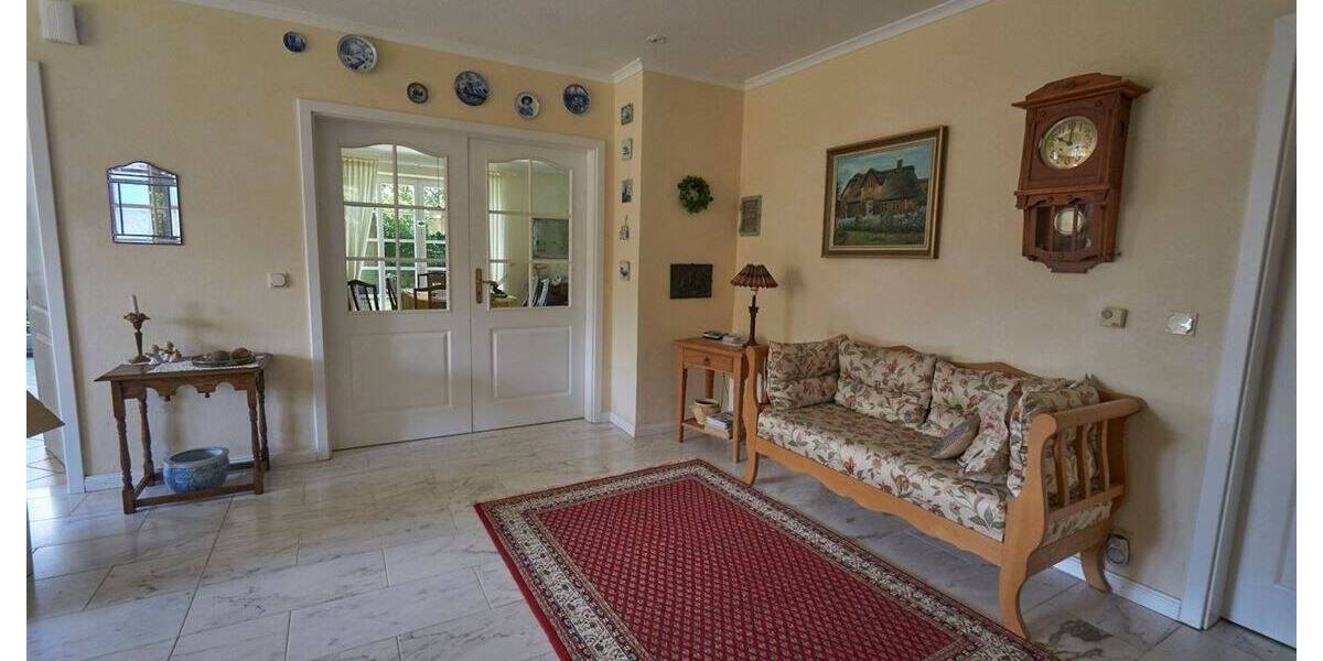 Traumhaus unter Reet! Repräsentatives Wohnhaus in Top Lage der Wingst zu vermieten. 6 zimmer