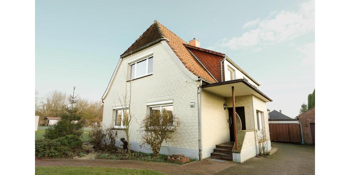 Etagenwohnung Schneverdingen - 5 Zimmer, 123 m&sup2;, 1.200&euro; | Angebot:25793264